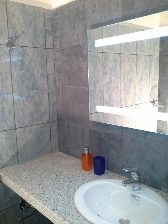 Art Sailing Apartment Vasiliki  Bilik gambar